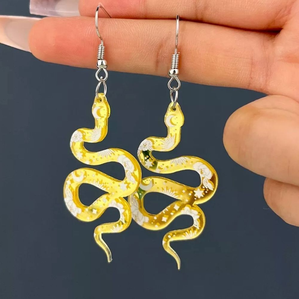NWOT Snake 🐍 Mirrored Acrylic Earrings